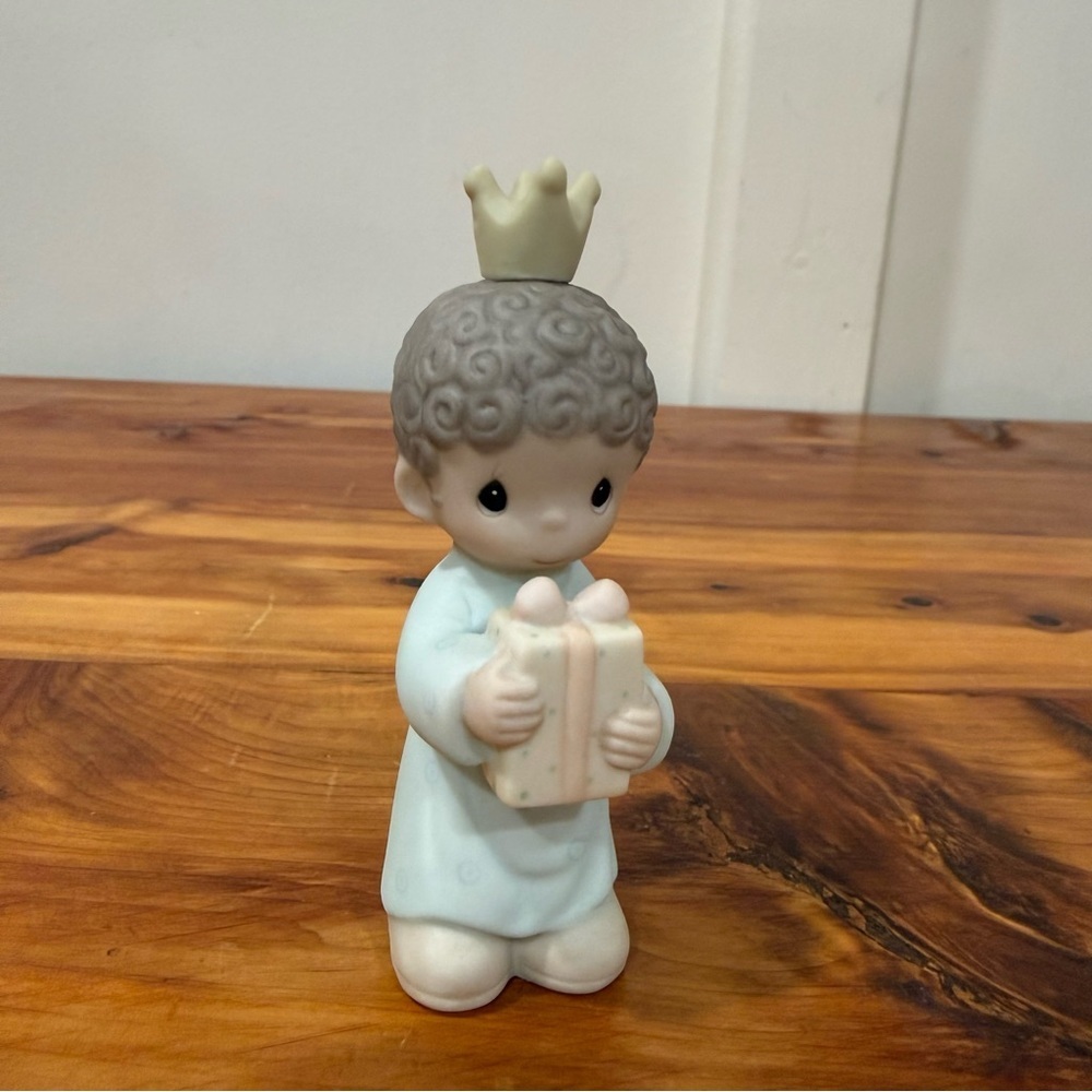 Vintage 1982 Precious Moments Wee Three Kings Mini Figurine